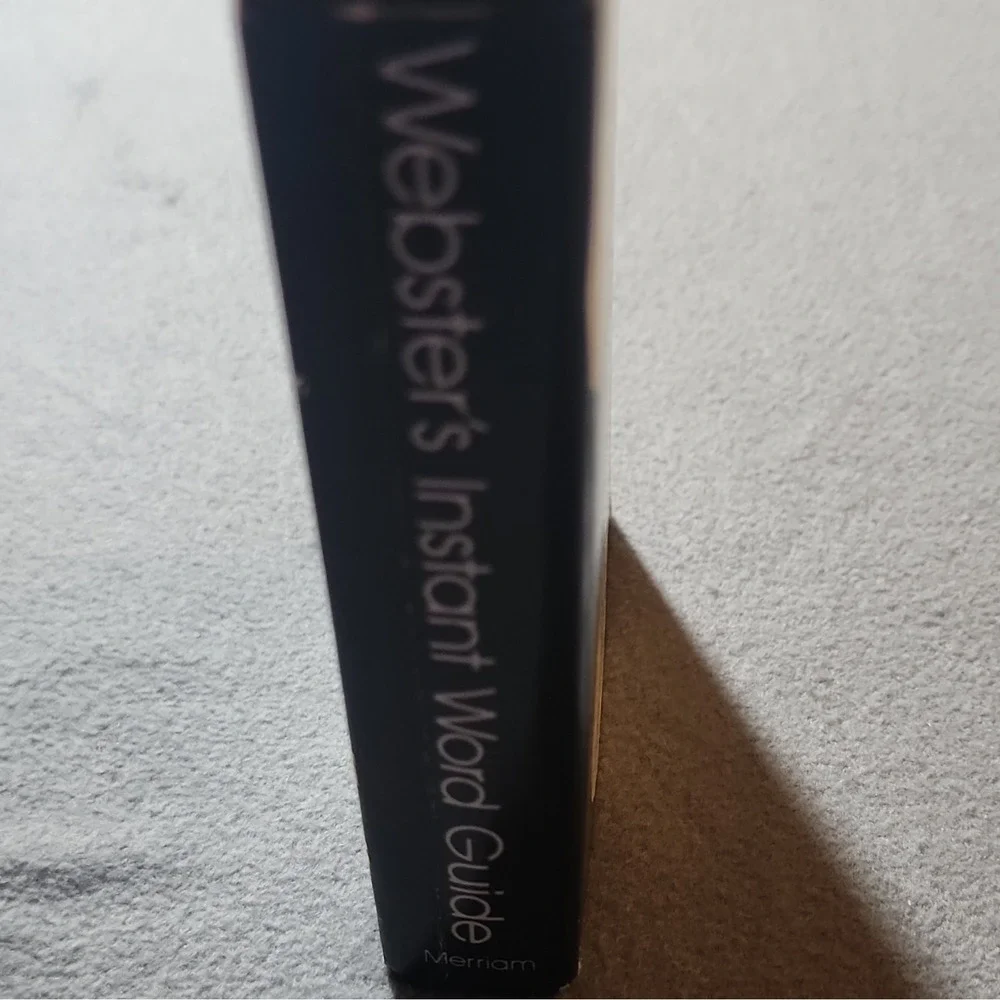Webster's Instant Word Guide 35,000 Words Merriam-Webster Hardcover Dictionary